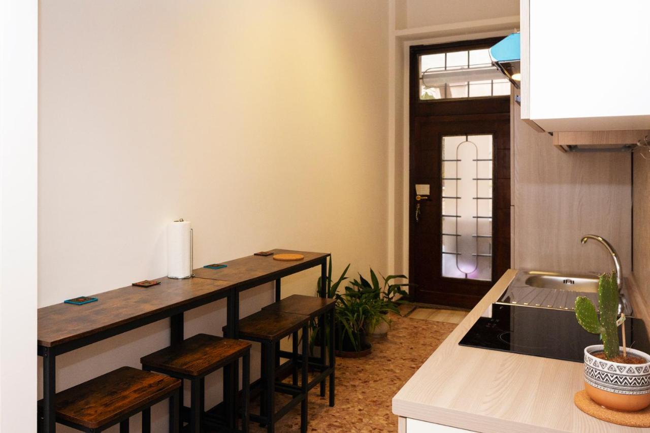 Central Apartment Milán Exterior foto
